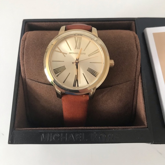 Michael Kors Watch - Picture 3 of 9